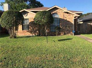 2739 Oak Bend Ln, Dallas, TX 75227