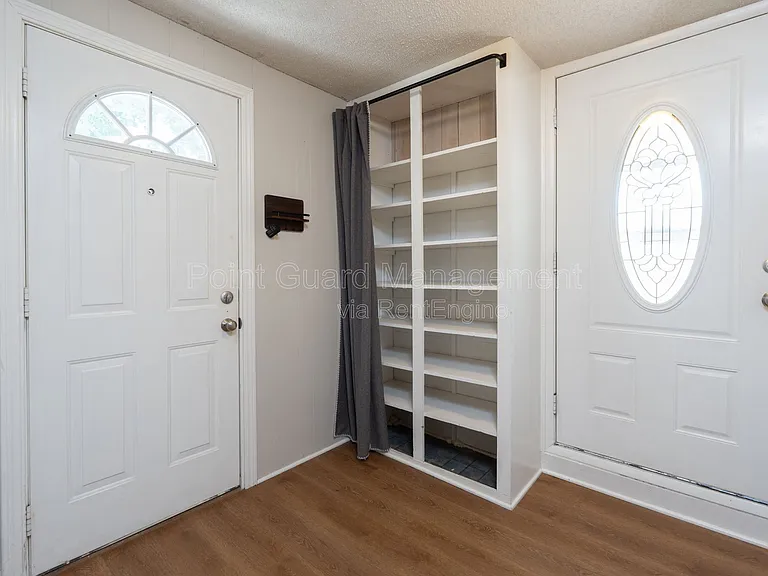 547 N Custer St — Photo 30