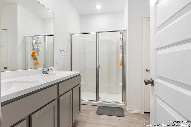 14666 Emerio Dr — Photo 21