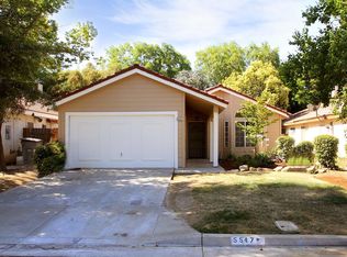 5547 W Vartikian Ave, Fresno, CA 93722