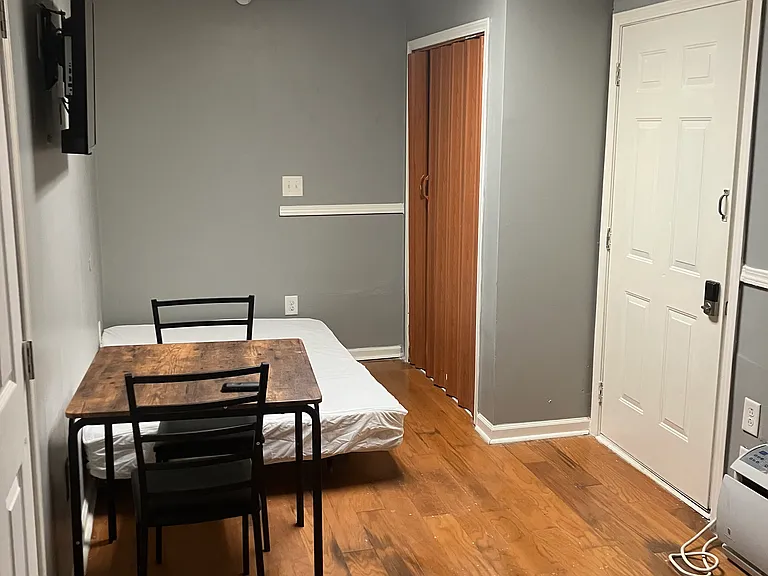 2102 Oakland Ridge Dr — Photo 3