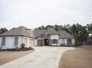 205 Ironwood Plantation Blvd, Madison, MS 39110
