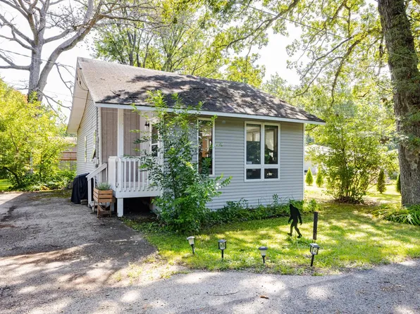 N1196 Birch DRIVE, Genoa City, WI 53128