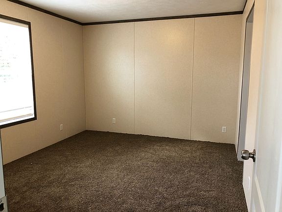 3rd image of 2100 Stephenson Hwy #84