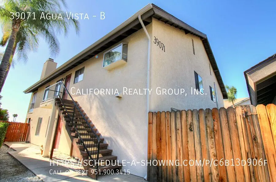 2 bed, 2.0 bath, 975 sqft, $2,300 — Photo 2