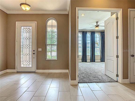 3rd image of 1021 Dusty Pine Dr