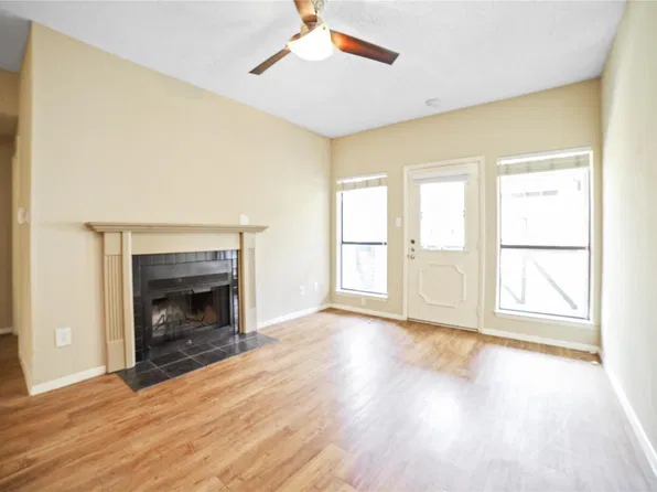 806 W 24th St #233, Austin, TX 78705