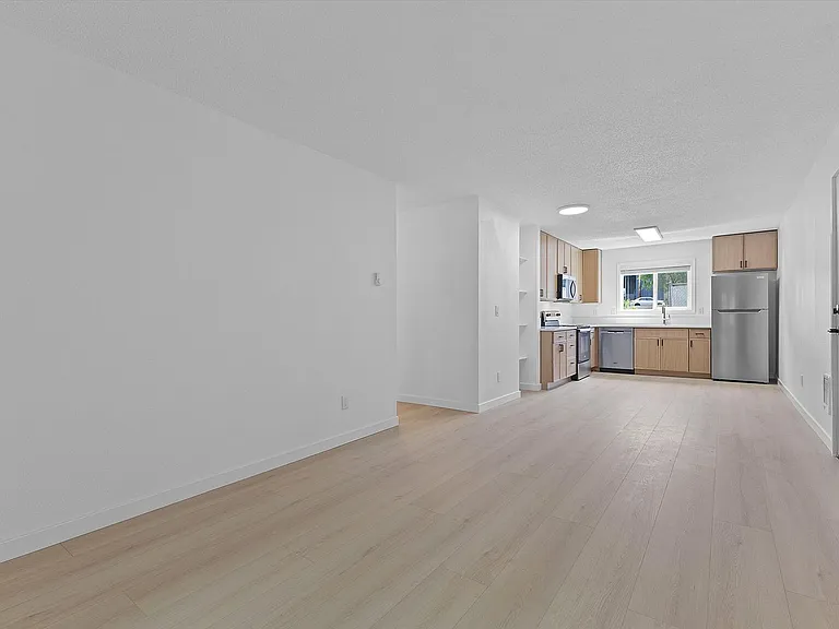 Newly Remodeled Kennedy Park Apartments! $$ ONE MONTH FREE — Photo 28