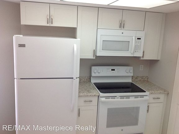 2nd image of 3254 SE Aster Ln APT J238