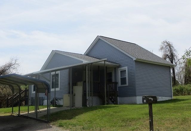 1st image of 126 Loretta Ln