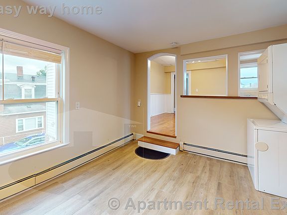 2nd image of 47 Glenwood Rd #2