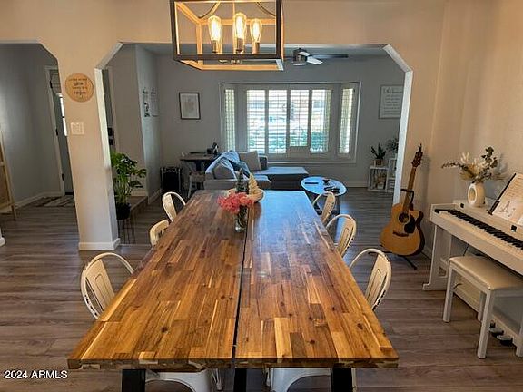 4th image of 965 W MENDOZA Avenue