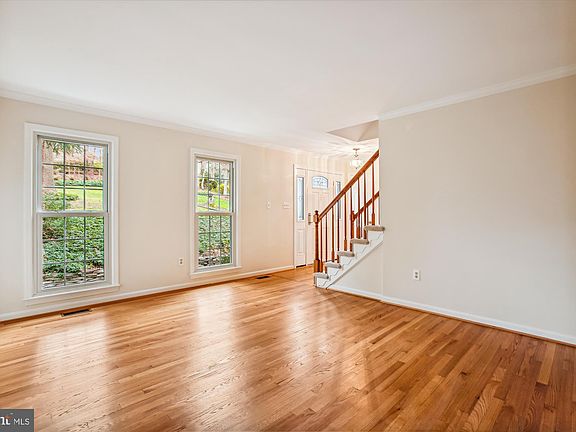 3rd image of 6104 Henry House Ct