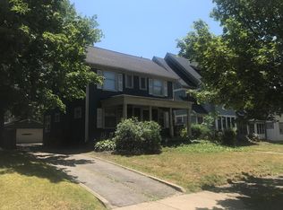 3266 Redwood Rd, Cleveland Heights, OH 44118