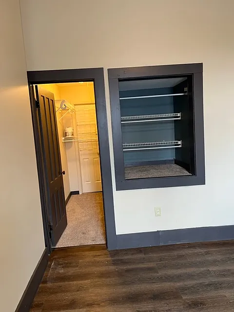 1 bed, 1000 sqft, $1,300 — Photo 1