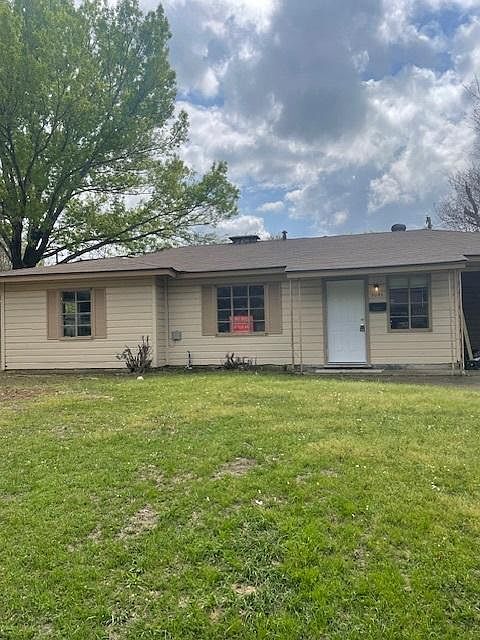 3041 Parkridge Front View