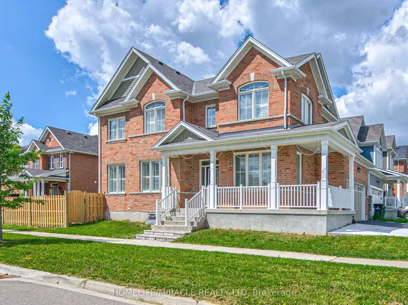 71 Pointer St, Cambridge, ON N3E 0B4