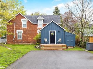 243 Queen St E, Halton Hills, ON L7J1P7