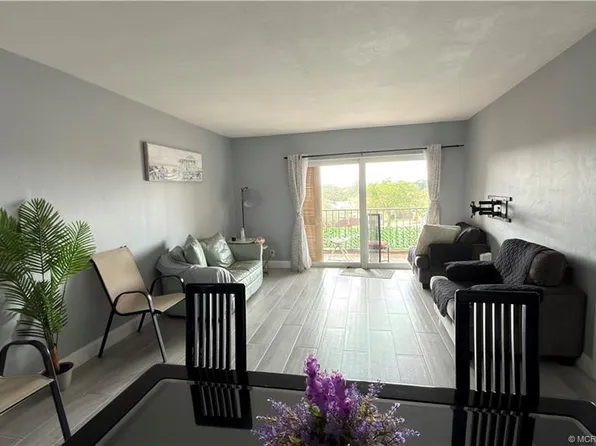 13715 SW 66th St #415, Miami, FL 33183