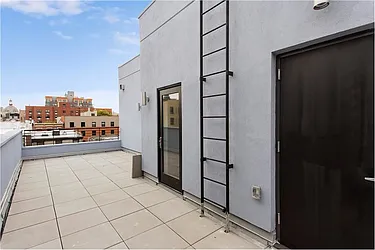 Rented by Investmates Real Estate