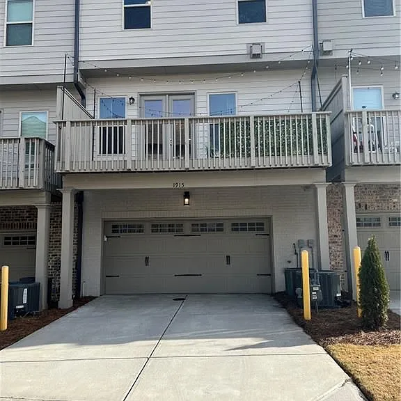 1915 Skyfall Cir — Photo 26
