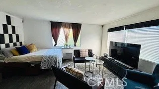 Studio, 500 sqft, $1,875 — Photo 3