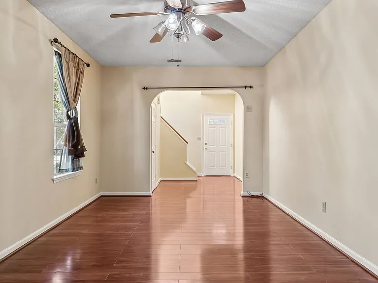 5417 Mary Ln — Photo 6