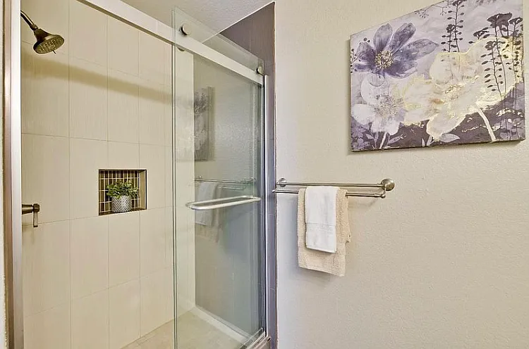 2474 Clear Spring Ct — Photo 14