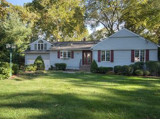 250 Mulberry Pl, Ridgewood, NJ 07450