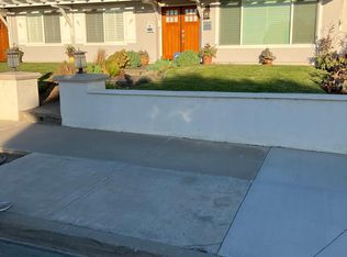 1925 Freda Ln, Cardiff, CA 92007