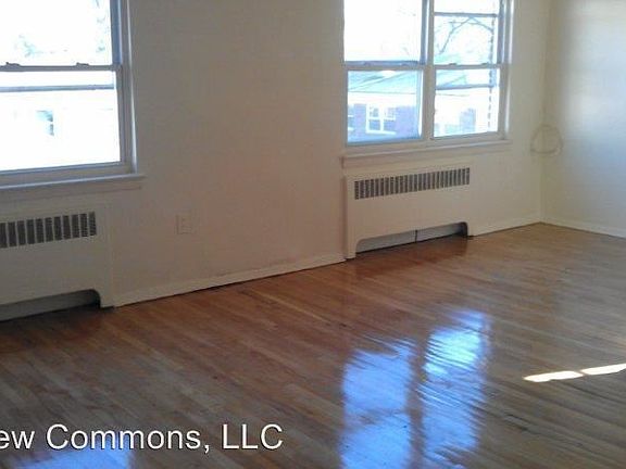 2nd image of 51 Bross Pl APT 5