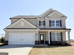 99 Annie Ln, Statham, GA 30666