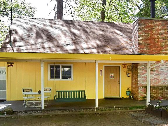 3rd image of 22128 Feather River Dr