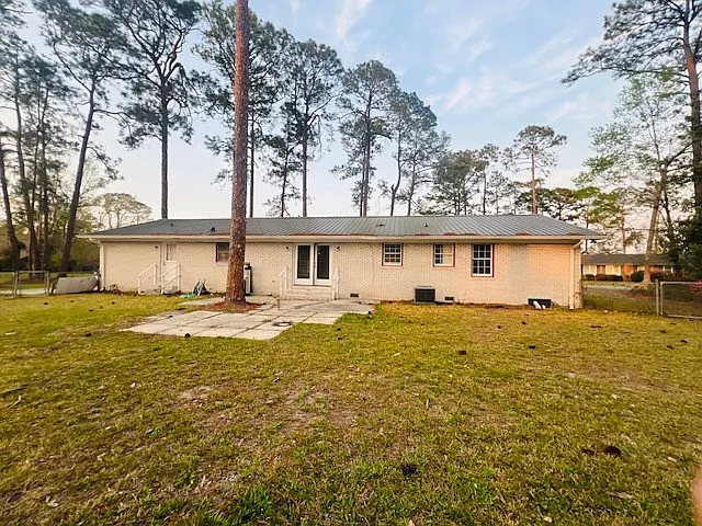 908 Habersham Rd — Photo 36