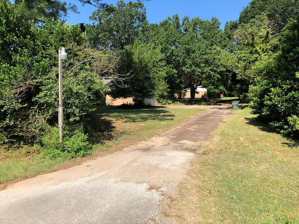 2nd image of 5221 SE Stallings Dr