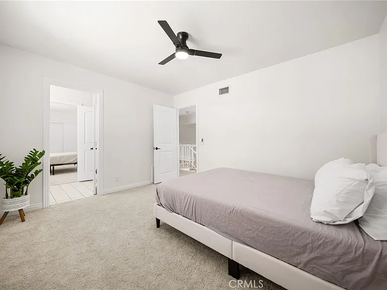 731 Langer Dr — Photo 33
