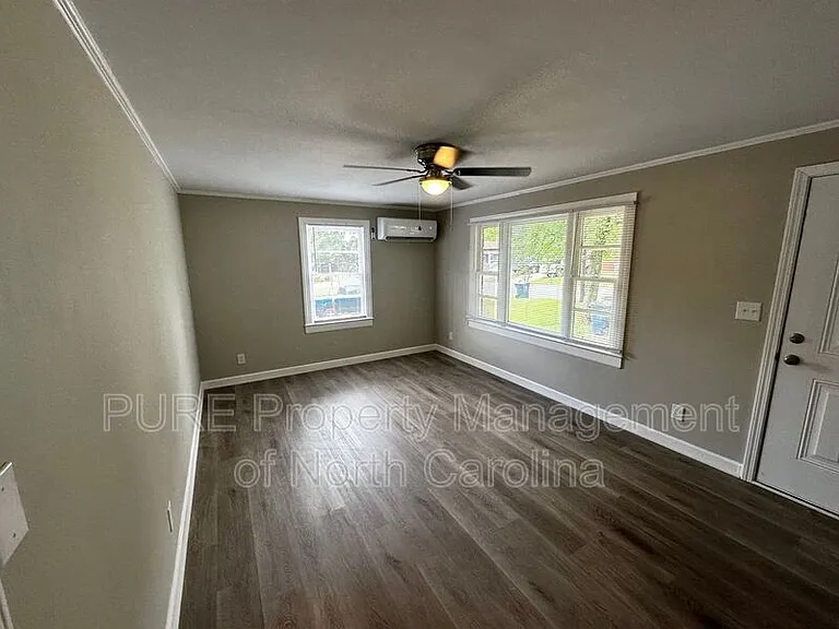 110 Mendota Ave — Photo 7