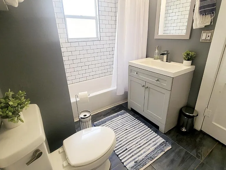 310 S L St — Photo 16