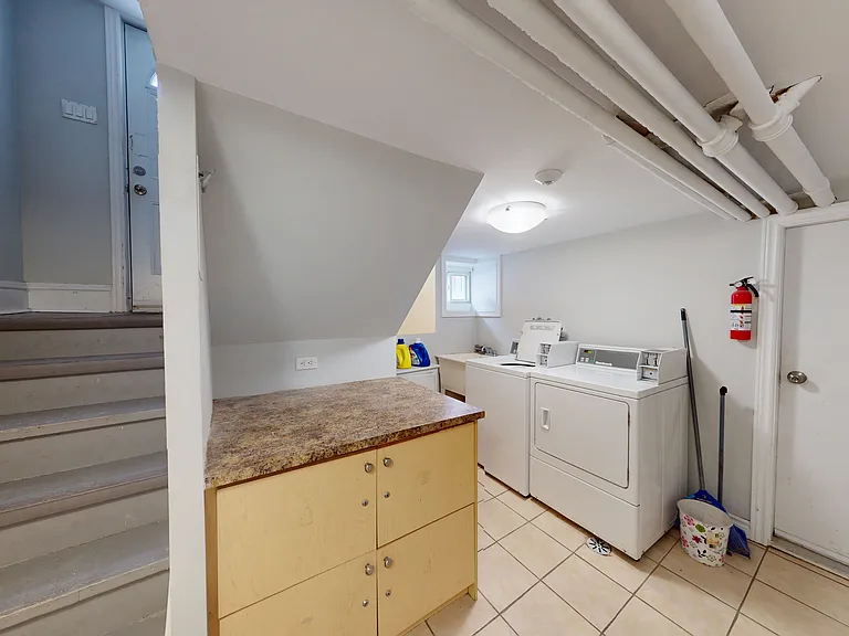 79 Rosemount Ave #B — Photo 9