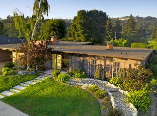 31 Sequoyah View Ct, Oakland, CA 94605