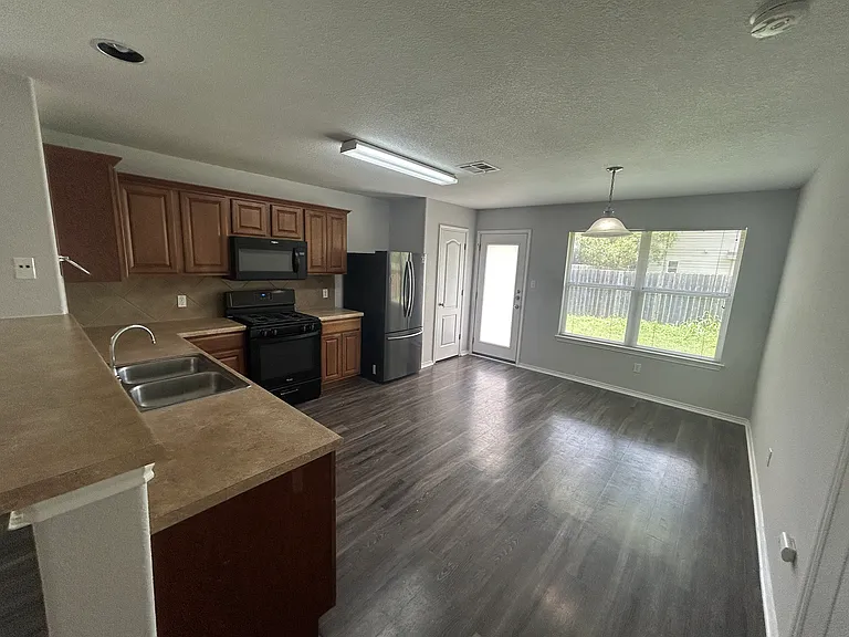 3302 Etheredge Dr — Photo 11