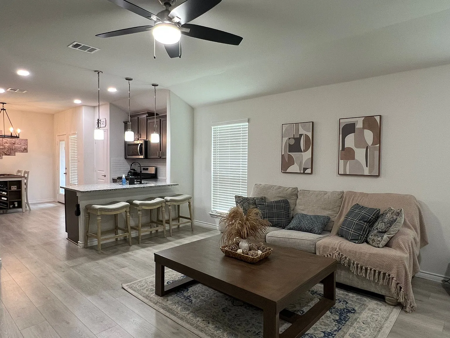 1604 Wagner Dr — Photo 4