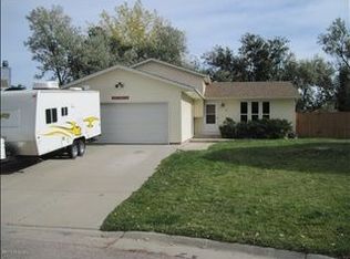 37 Independence Dr, Gillette, WY 82716
