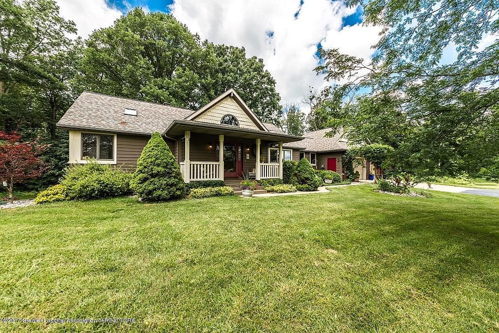 1718 S College Rd, Mason, MI 48854 Zillow