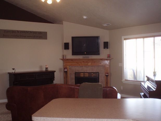 2nd image of 1065 N 275 E