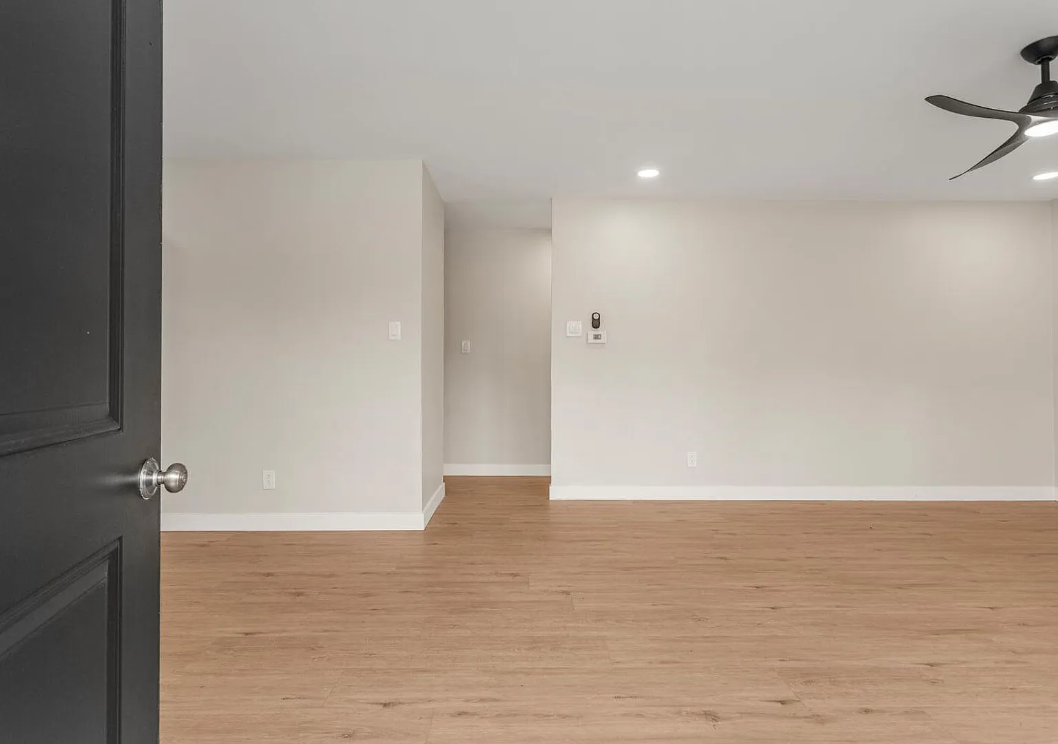 1710 Crescent — Photo 3
