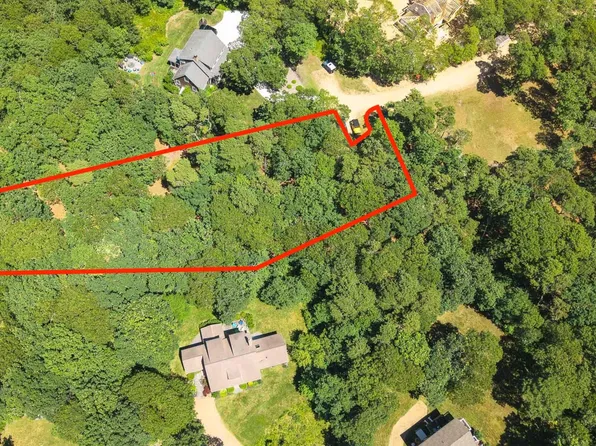 4 Wilsons Ln, Edgartown, MA 02539