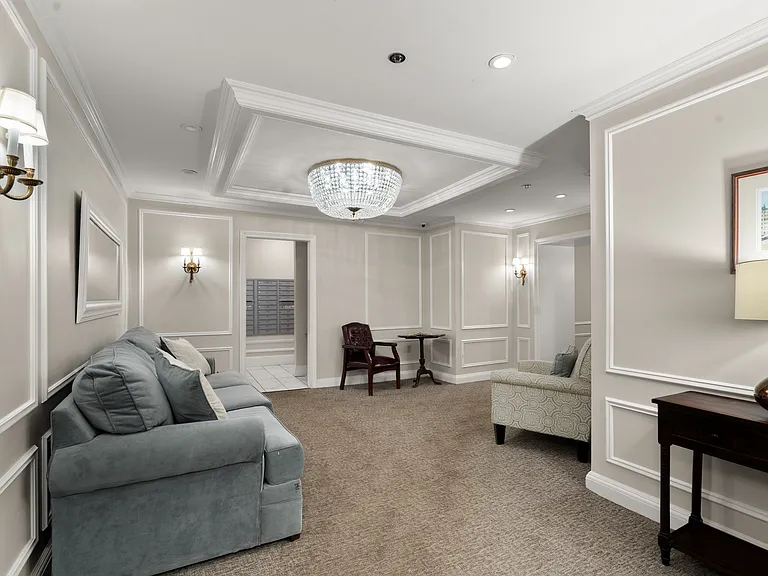 362-366 Commonwealth Ave #4C — Photo 15