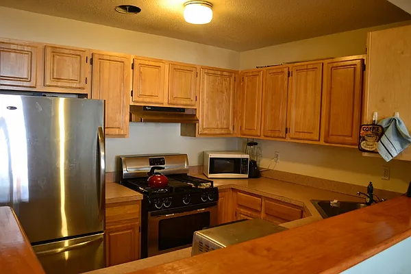 Rented by Cover Realty NYC | media 6