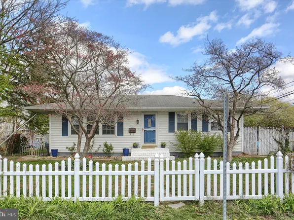 30 N Chestnut St, Annville, PA 17003